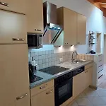 Müller *