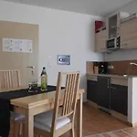 Mueller Apartment *